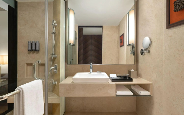 Courtyard by Marriott Mumbai International Airport