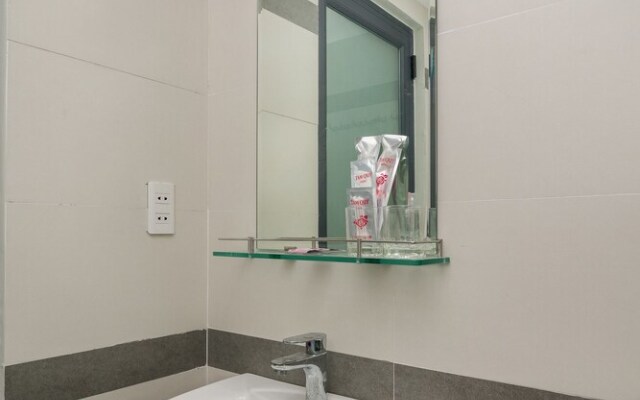 OYO 181 Tam Quy Hotel