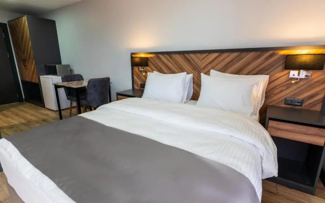 Yusufhan  Suites