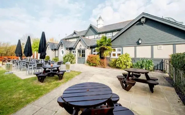 Premier Inn Weston-Super-Mare East (A370)