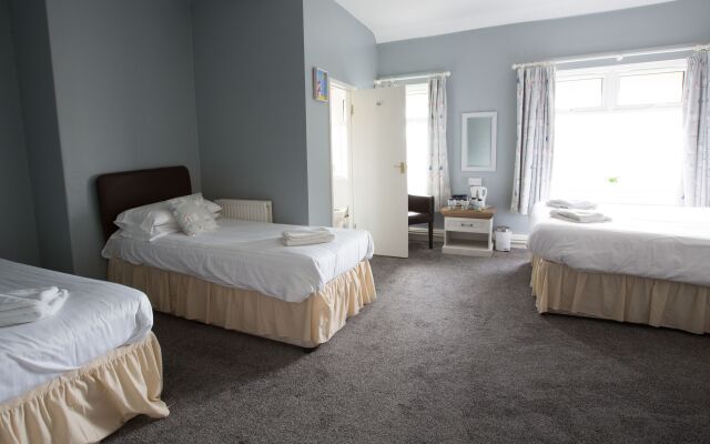 Min Y Mor Hotel