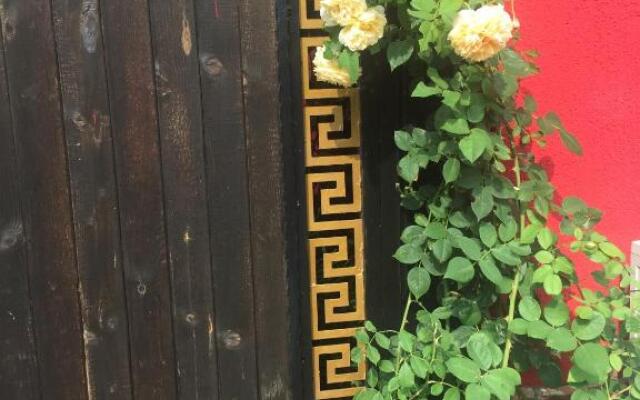 Red House Family Hotel