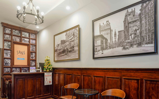 Sans Hotel Empress Simpang Lima