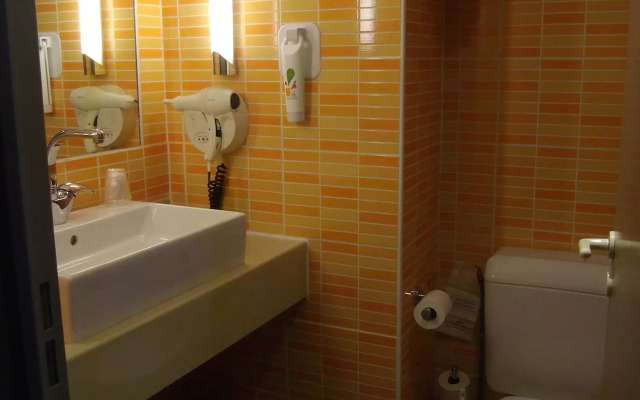 Ibis Styles Cognac