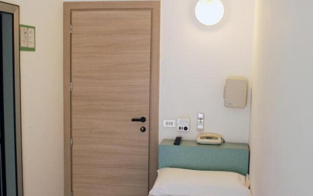 Hotel Caravelle