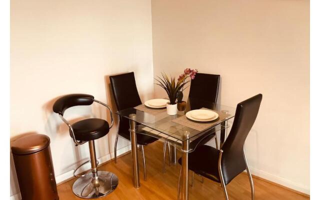 3 Bedroom Beautiful Apartment