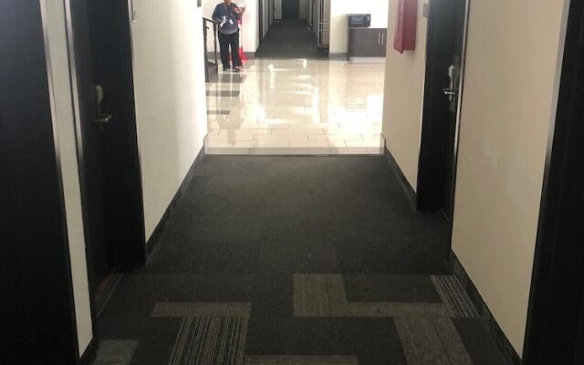 Shadeland Inn Indianapolis