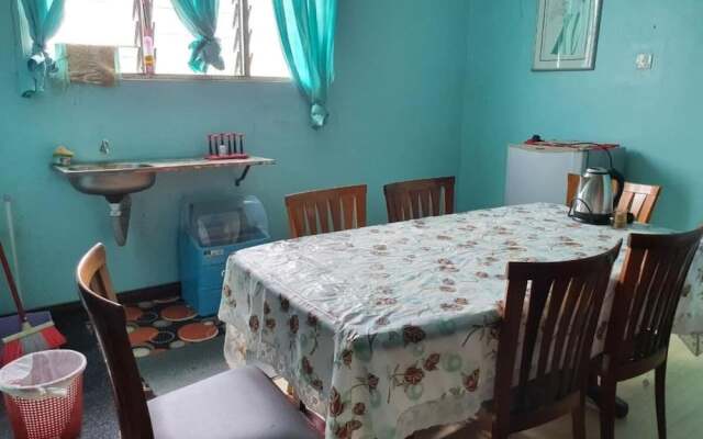 OYO Home 90325 Au Homestay