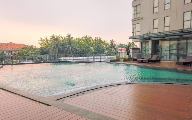 1Br Apartment With Cozy Design At Royal Olive Residence