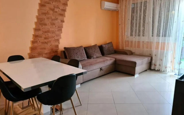 Janó Apartman