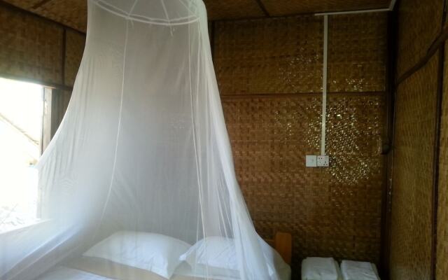 Ngwe Saung Garden Guest House