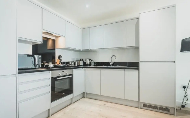 Luxurious 1 Bed Apartment City Centre VIP