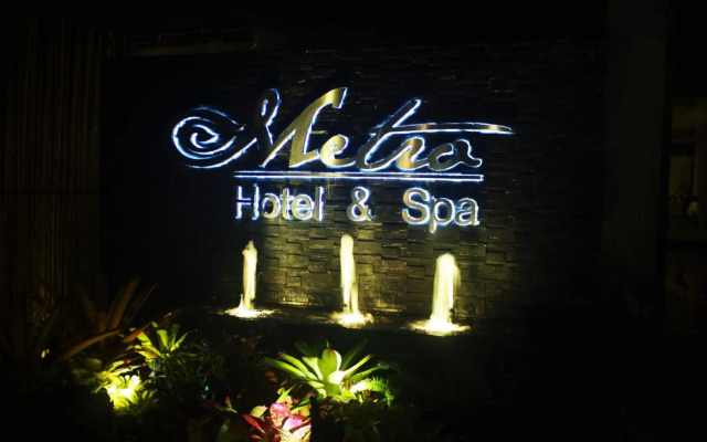 Metro Hotel & Spa