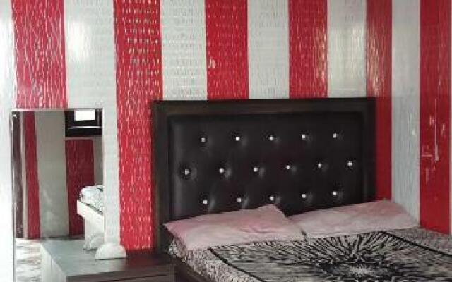POP 89965 Om Satguru Vaishno Hotel
