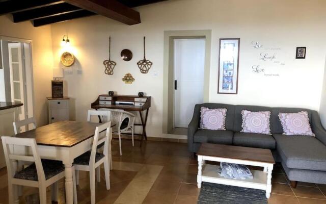 'I Folia' Village house with roof garden and terrace