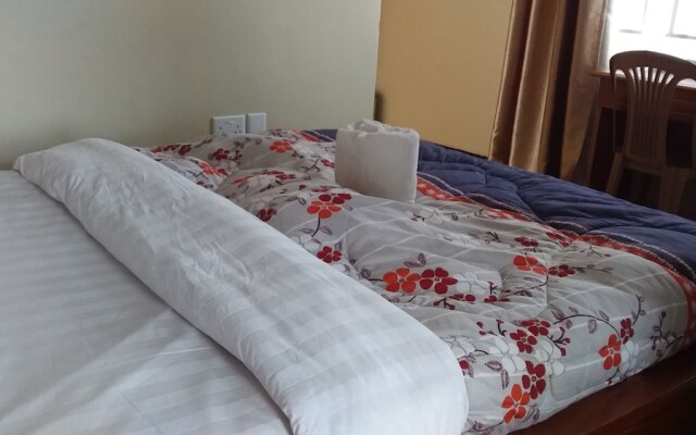 Flagship Piazza Hotel - Hostel