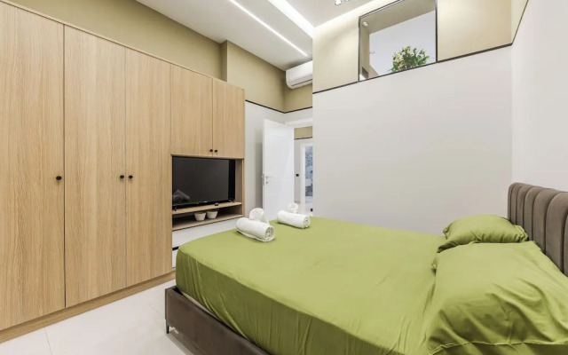 Emily Luxury Veranda