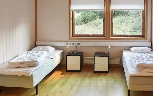 12 Person Holiday Home in Oksvoll