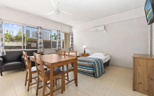 Browns at Broadbeach Motel
