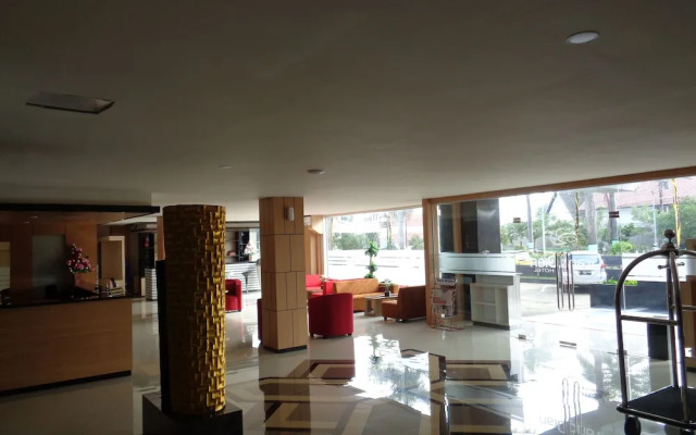 Grand Dian Hotel Slawi