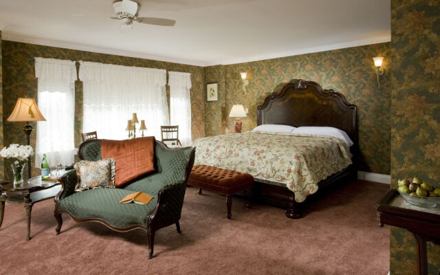 Wilbraham Mansion