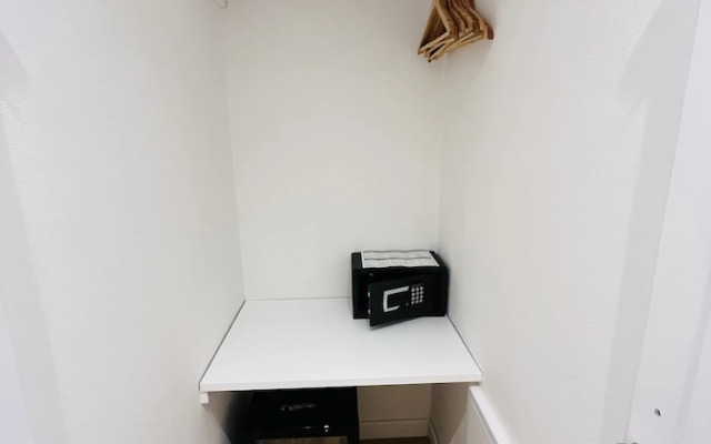 Marina Boutique Rooms