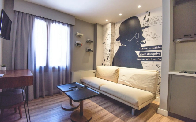 Apollon Library Suites
