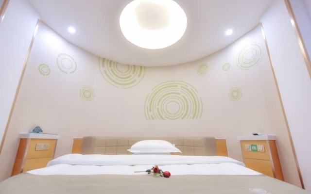 GreenTree Inn Kaifeng Jinming Plaza Business Hotel