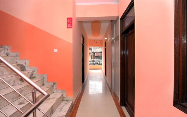 OYO 9229 GMG Hotel