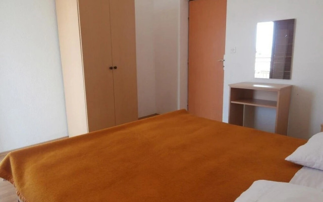 Sunny - sea Side Terrace & Parking - A1