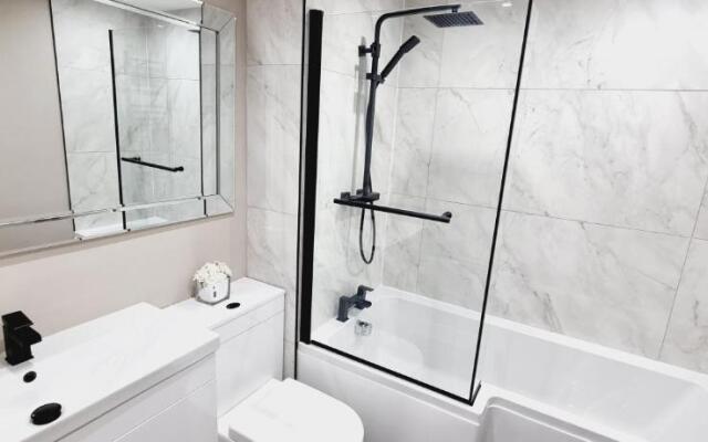 Two Double Bed Suite, Liverpool City Centre