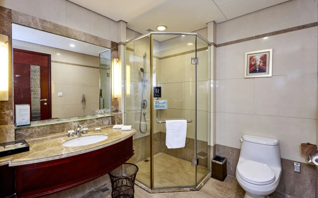 Tongli Lakeview Hotel