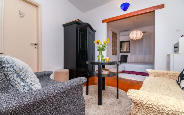 Room Biljana