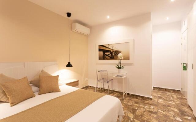 Room Boutique 32