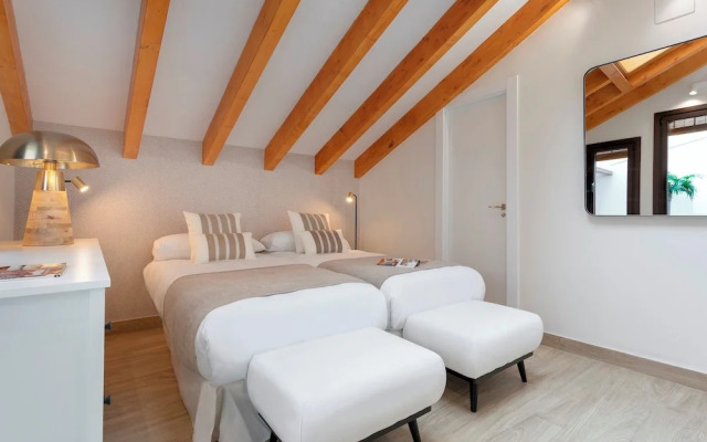 Sophisticated House With Terrace. Plaza del Realejo