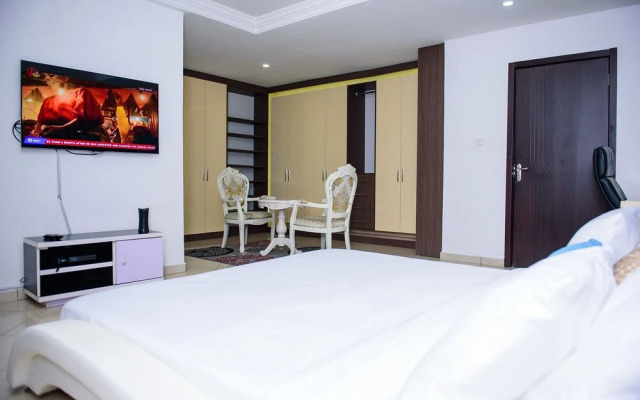 Furnished 4 Beds Semi-det House in Abuja, Nigeria