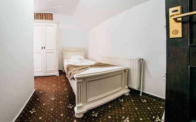Pension Elegance