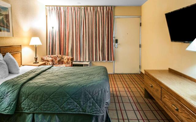 Rodeway Inn East Albuquerque