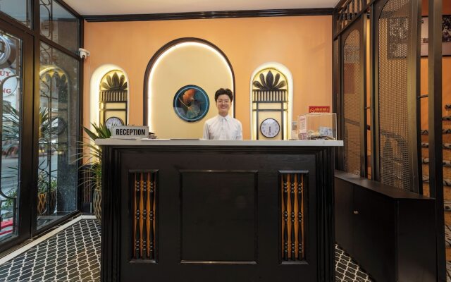 Omina Hanoi Hotel and Restaurant