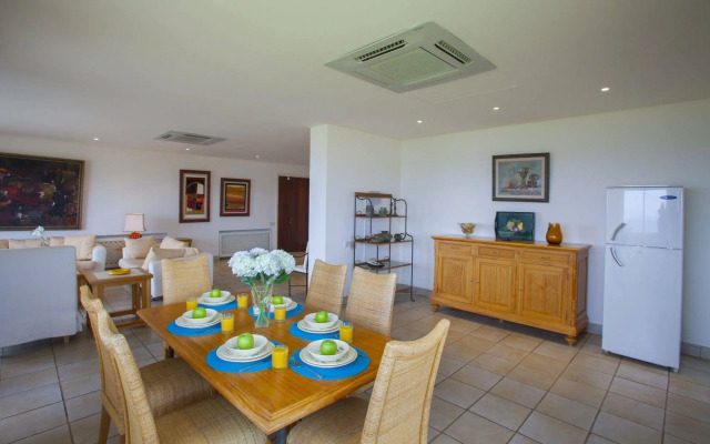 Alia Seafront Suite