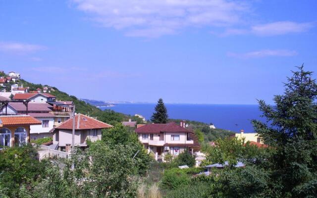 Villa Albena Bay View