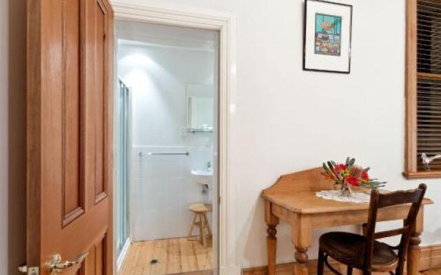 Annie's Victorian Terrace Accommodation Fremantle