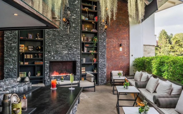Kwetu Nairobi, Curio Collection by Hilton