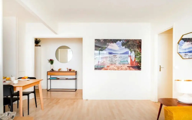 Paris Arsonval Design Residence