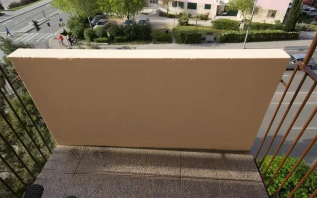Ultra Split Apartment