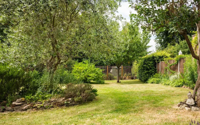 Lovely 3-bed House in West Malling, Kent