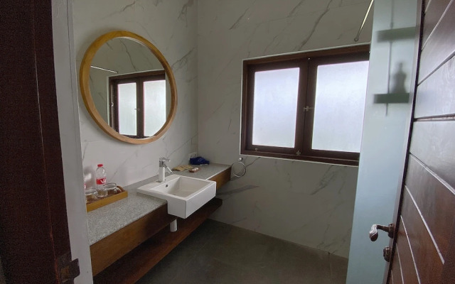 Larose Villas and Boutique Camp