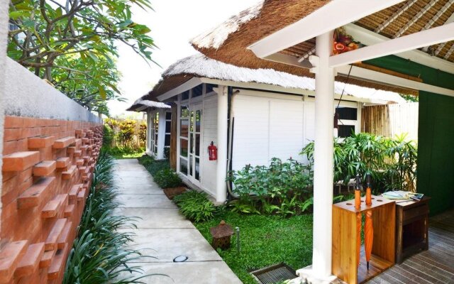 HARRIS Hotel & Residence Sunset Road - Bali