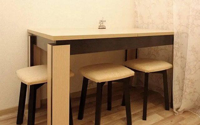 ApartLux on Prospekt Vernadskogo 91