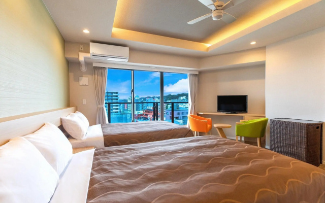 Yenn's Marina Inn Mercy – Guest Rooms – Ginowan